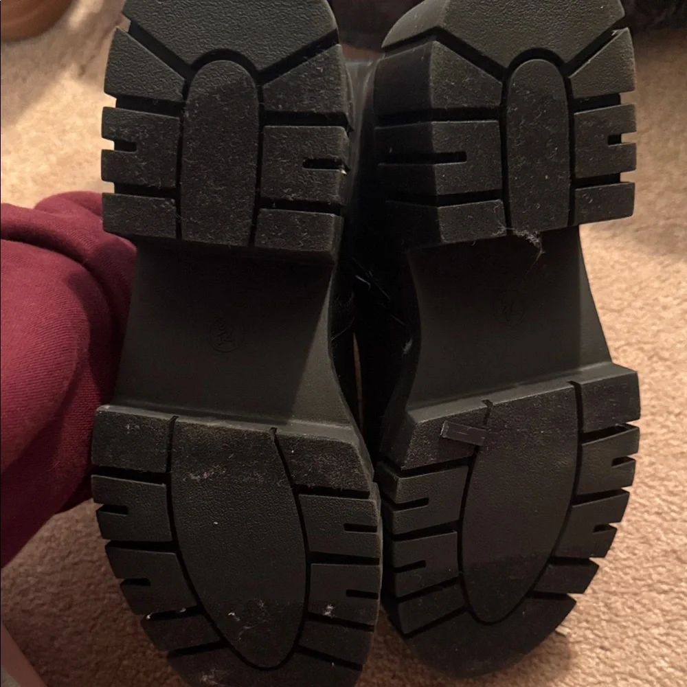 Wild Fable Black Chunky Chelsea Boots - Picture 3 of 4